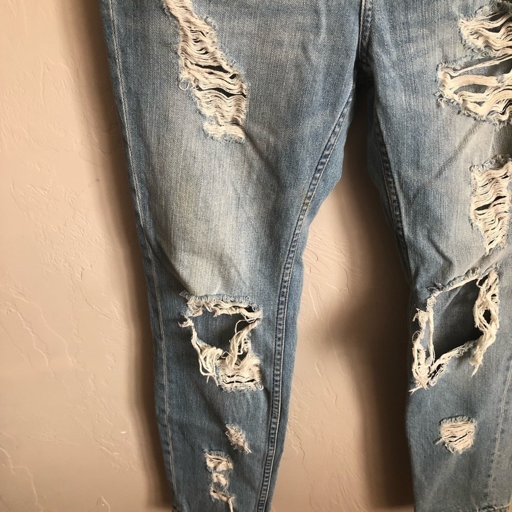 BDG Slim Boyfriend Distressed Denim Jeans - Picture 4 of 10